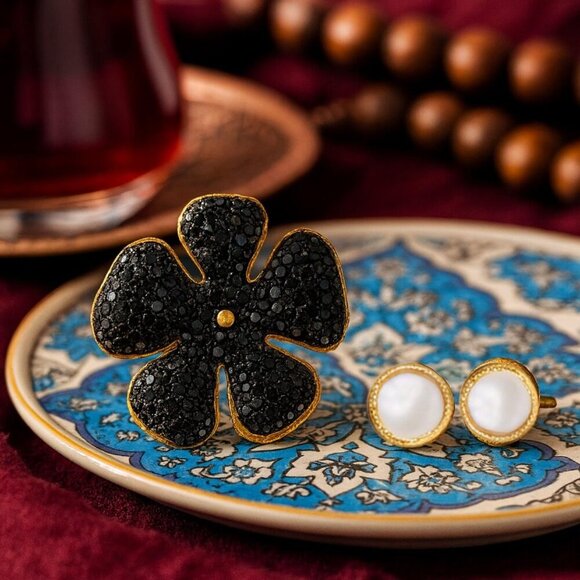 Turkish Artisanal Black Flower Set 18K Gold Plated Brass Statement Jewelry - Picture 14 of 14